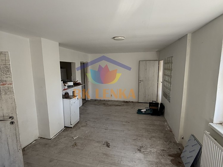 Prodej domu, 108 m² (3 z 16)
