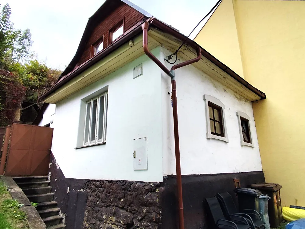 Prodej rodinného domu 56 m², pozemek 393 m²