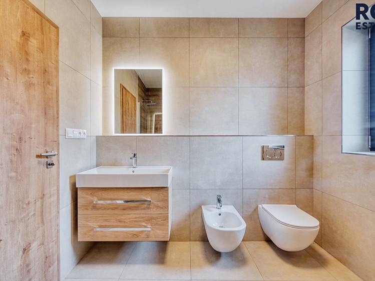 Prodej domu, 133 m² (27 z 54)