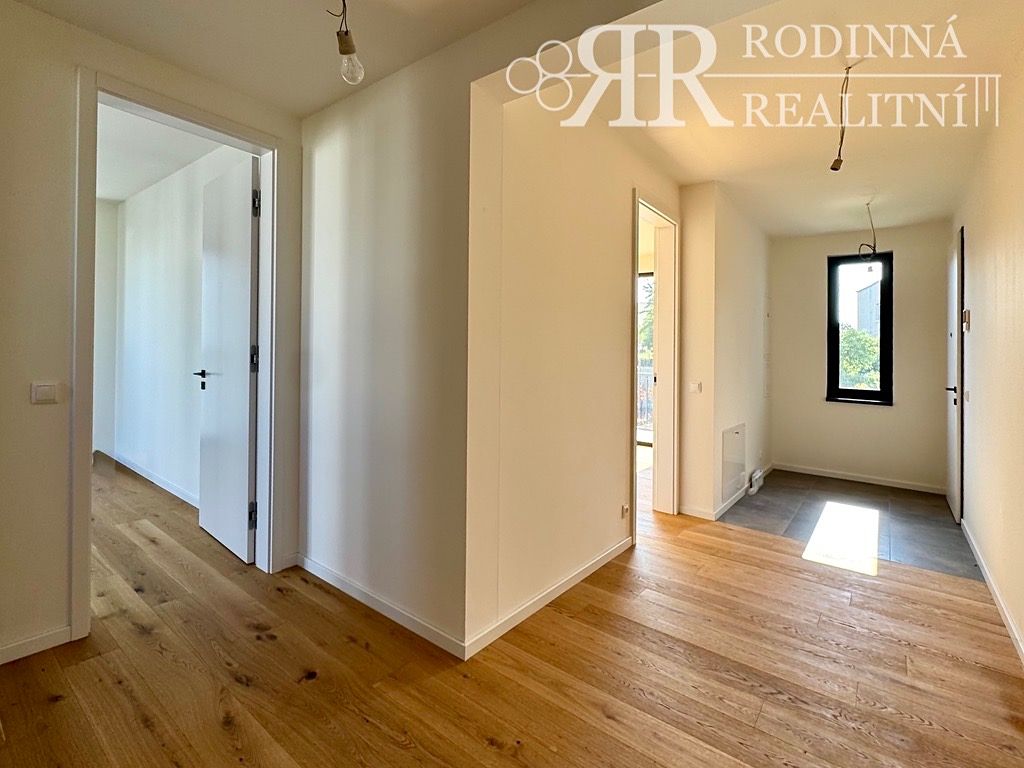Pronájem bytu 3+kk 75 m² – fotografie 4