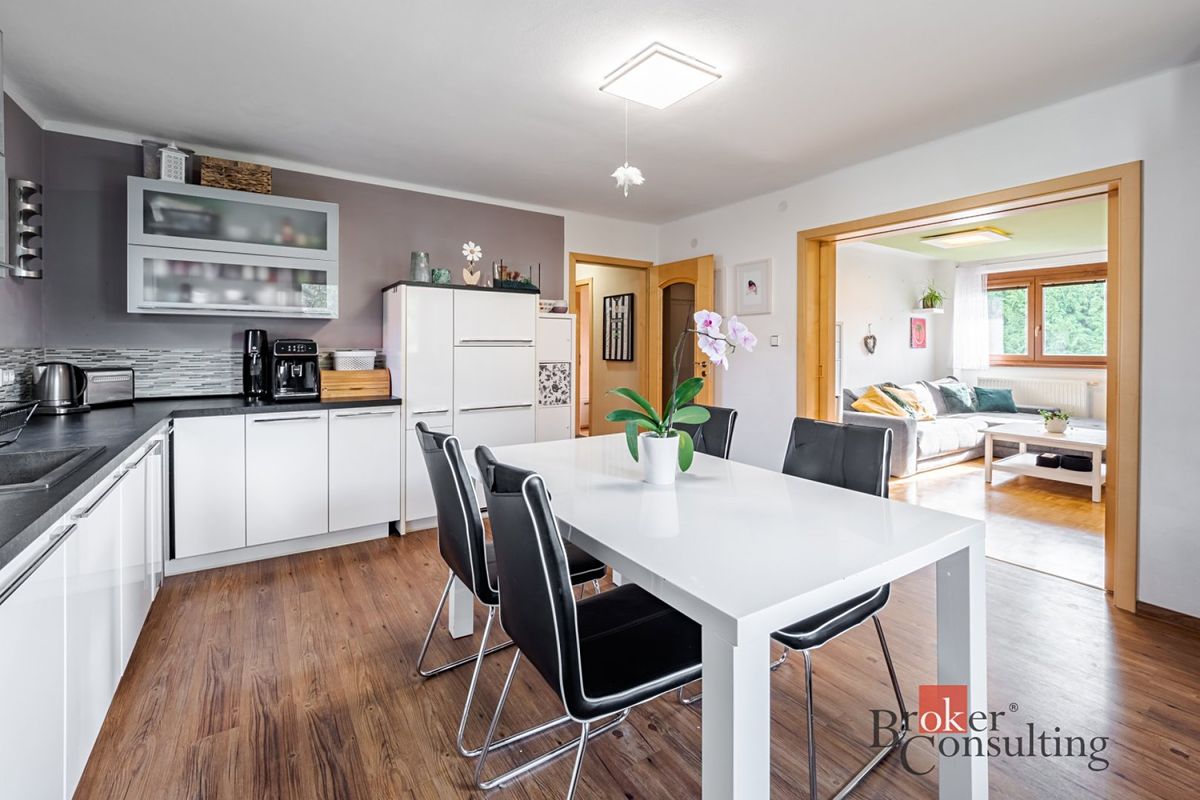 Prodej rodinného domu 180 m², pozemek 794 m², Jankov – fotka 1 z 3