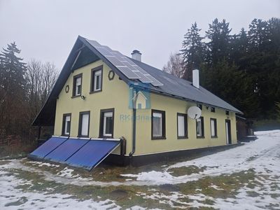 Prodej rodinného domu 245 m², pozemek 24773 m²