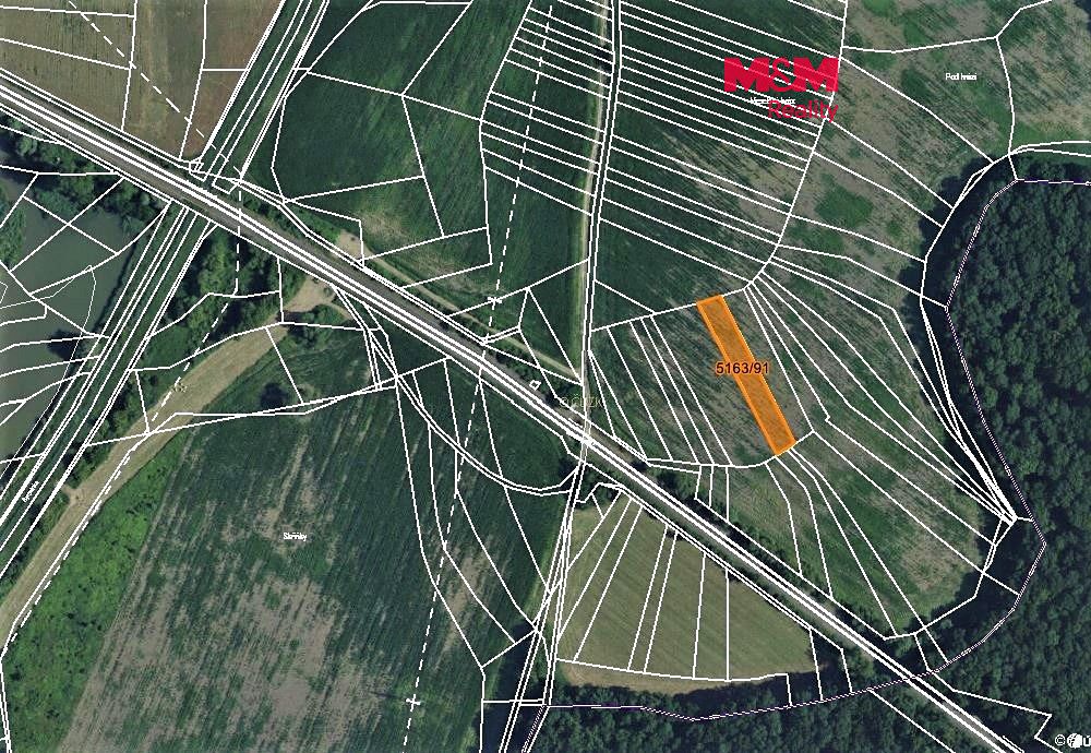 Prodej pole 1822 m², Bzenec – fotka 1 z 3