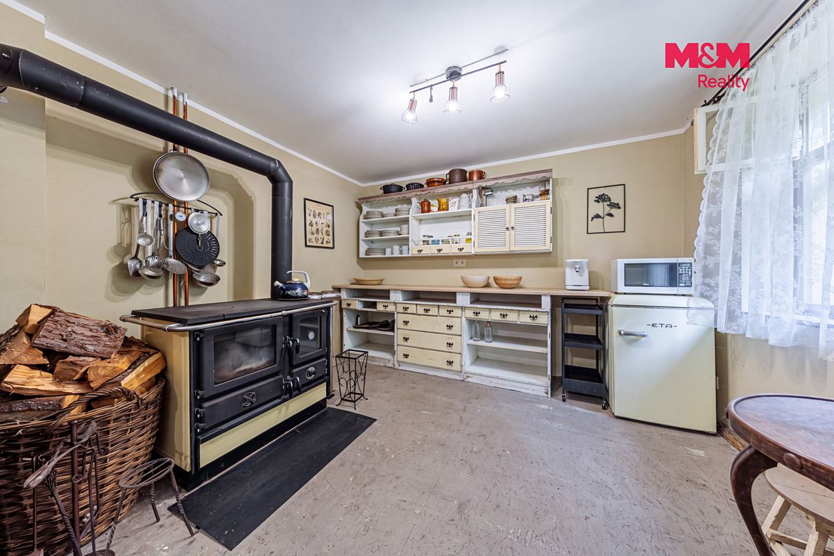 Prodej rodinného domu 90 m², pozemek 1564 m² – fotografie 4