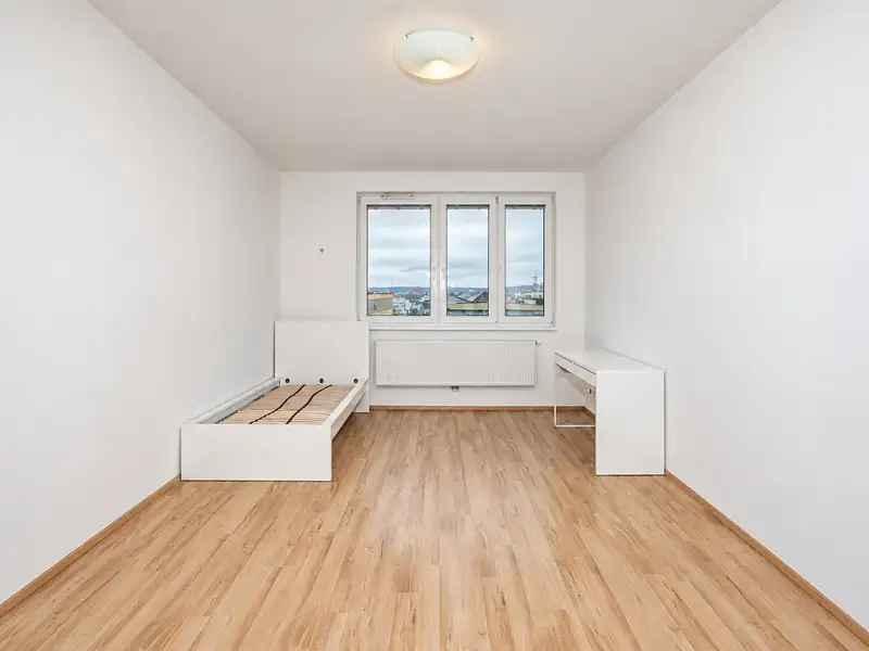 Prodej bytu 1+kk 33 m², Praha – náhled fotky 2