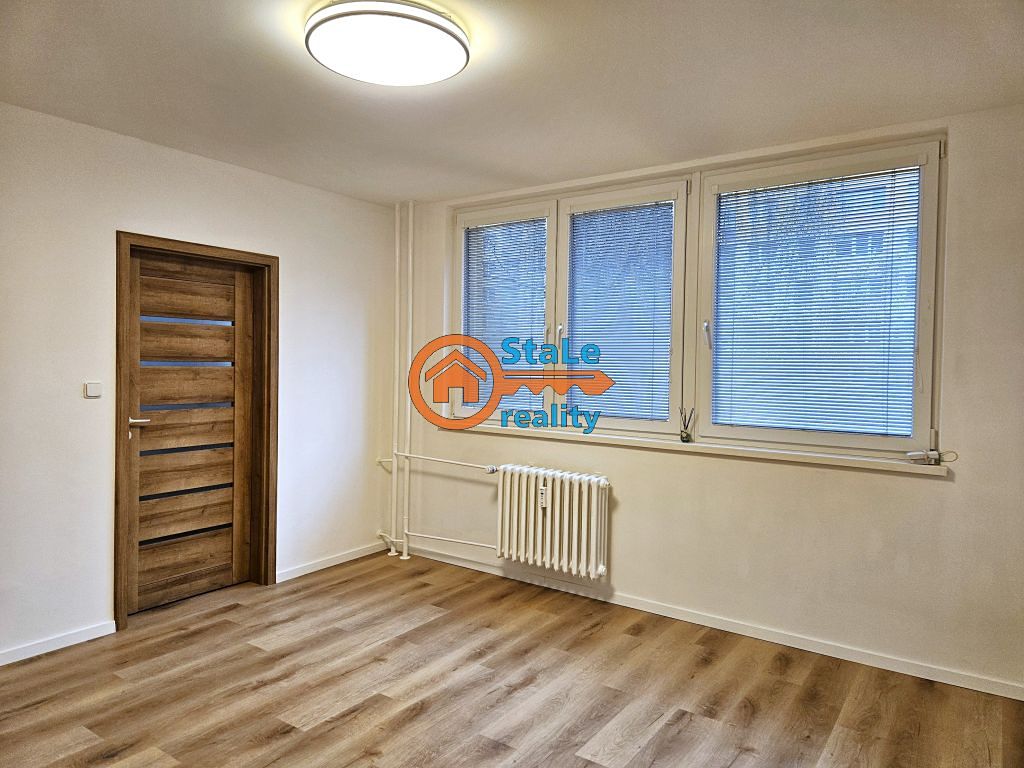 Pronájem bytu 2+1 45 m² – fotografie 3
