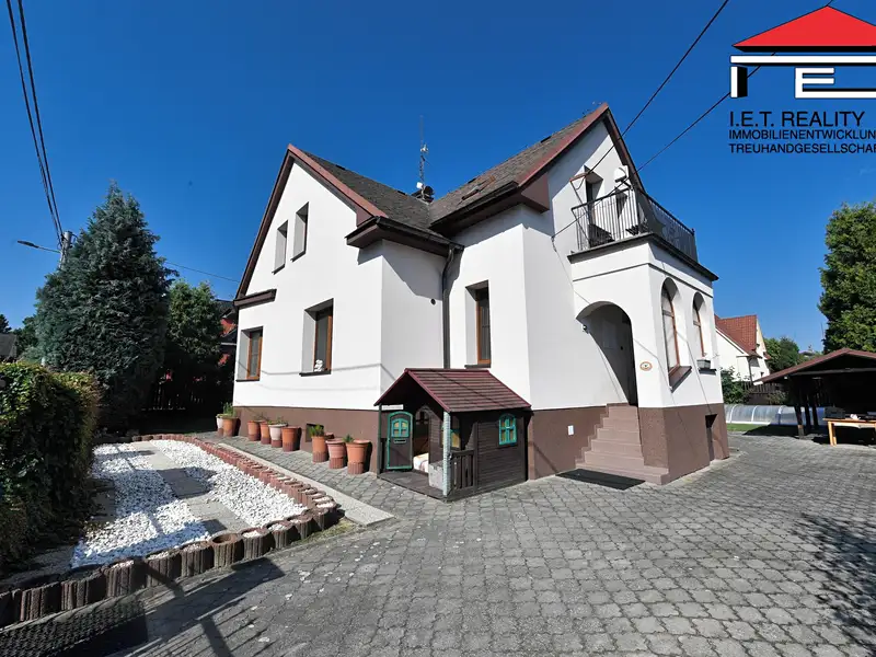 Prodej rodinného domu 255 m², pozemek 520 m², Orlová – náhled fotky 2