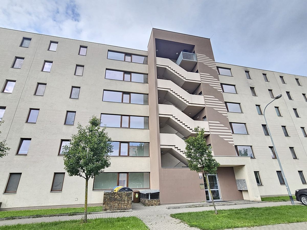 Pronájem bytu 2+kk 59 m² – fotografie 3