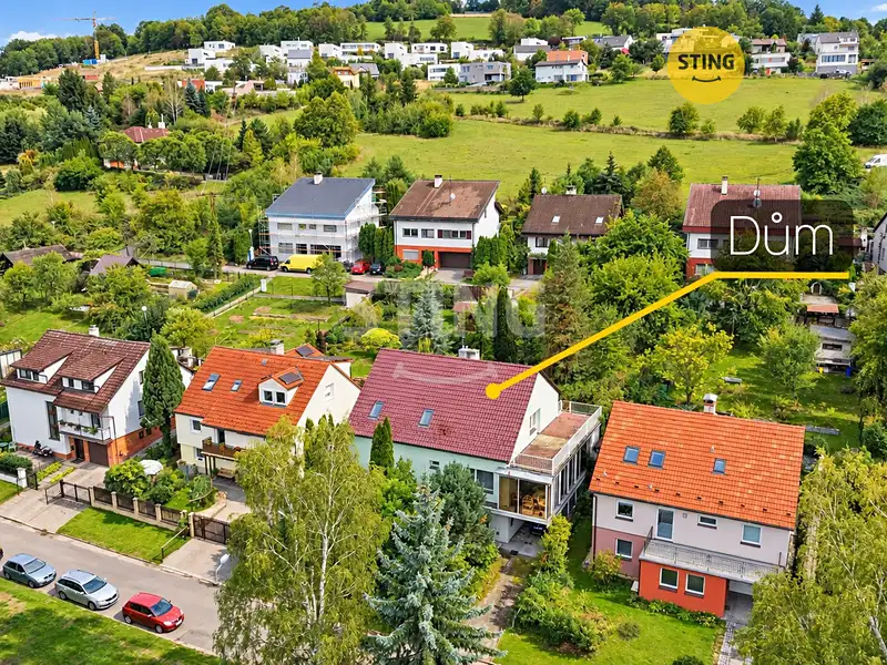 Prodej rodinného domu 400 m², pozemek 852 m², Zlín – náhled fotky 1