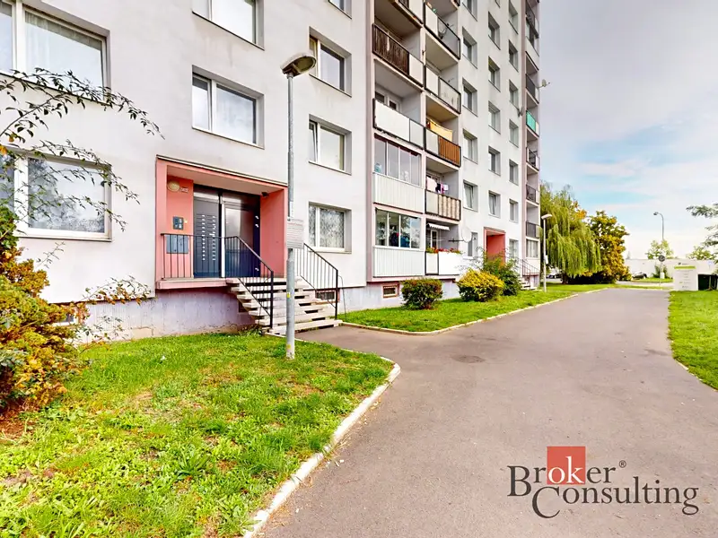 Prodej bytu 1+1 35 m², Chomutov – náhled fotky 1