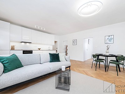 Prodej bytu 4+kk, 87 m² (2 z 22)