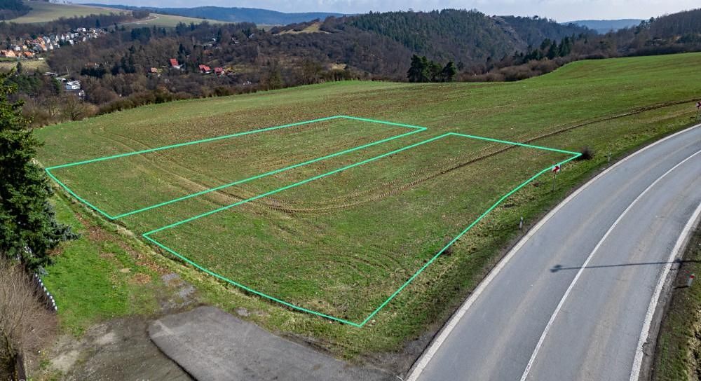 Prodej stavebního pozemku 1198 m² – fotografie 3