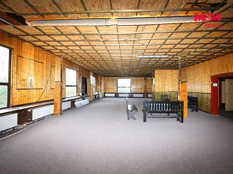 Pronájem skladového prostoru 450 m², Hradec Králové – náhled fotky 3