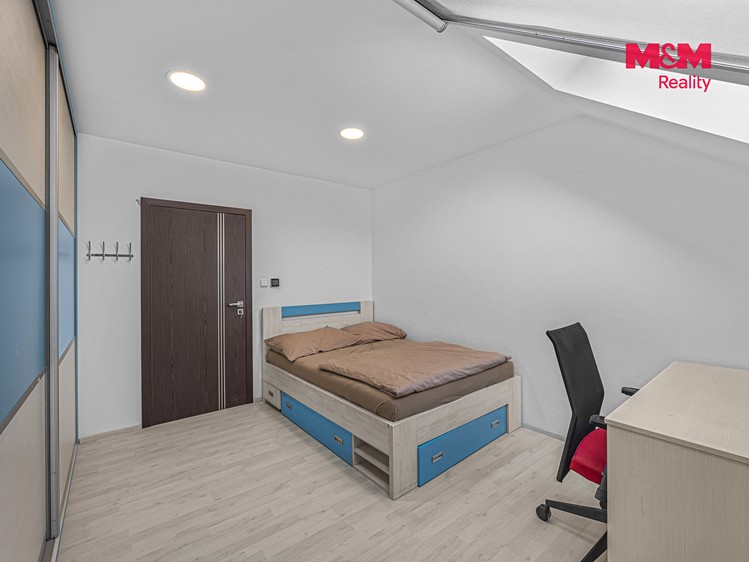 Будинок на продаж, 206 м² (28 з 30)