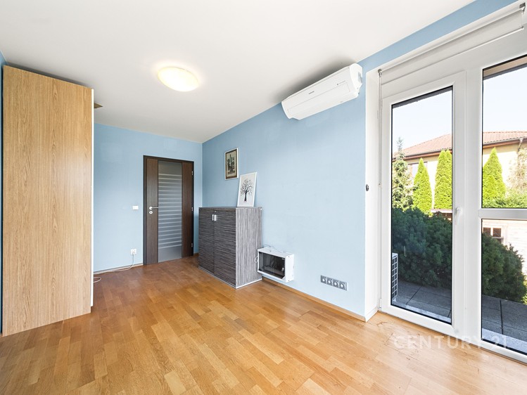 Будинок в оренду, 210 м² (20 з 47)