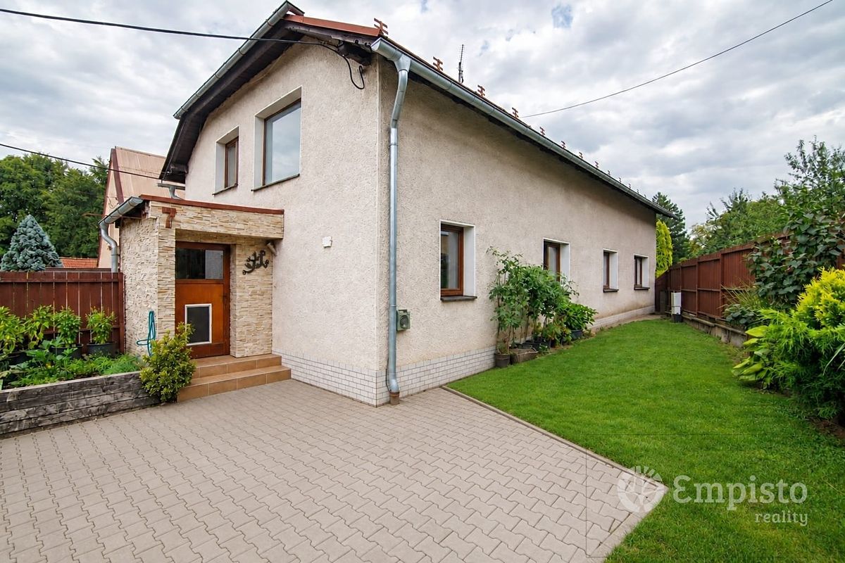 Prodej obchodního prostoru 146 m²