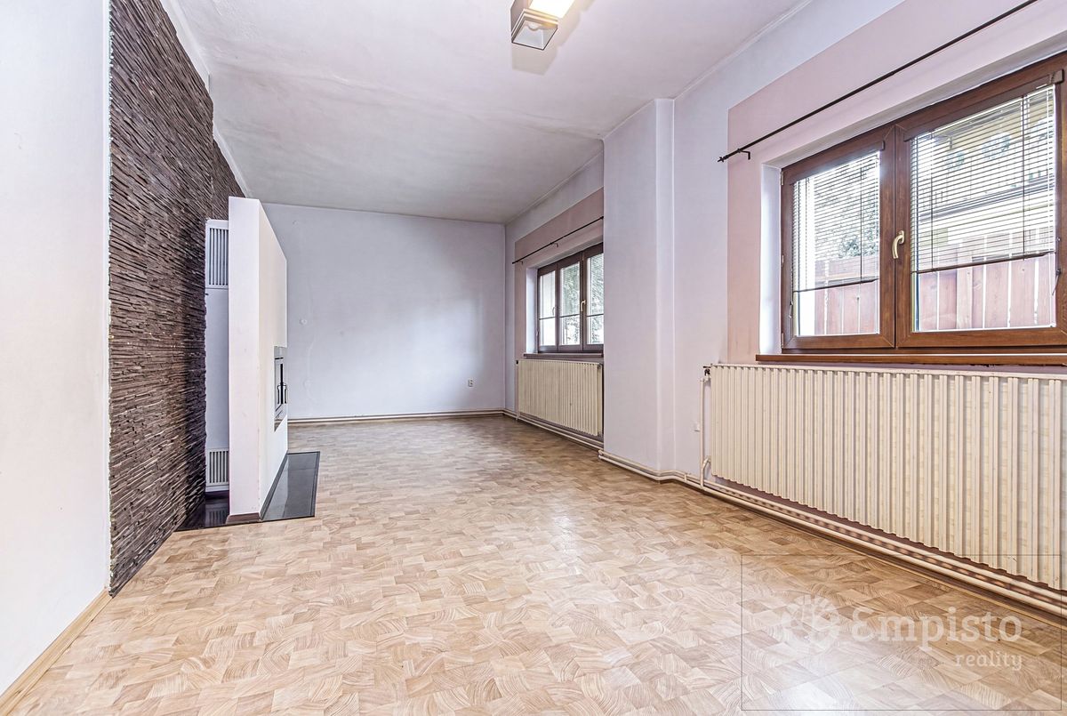 Prodej obchodního prostoru 146 m² – fotografie 3