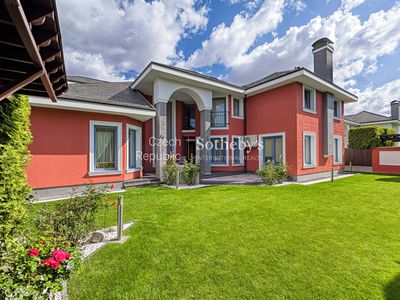 Prodej vily 645 m², pozemek 760 m²