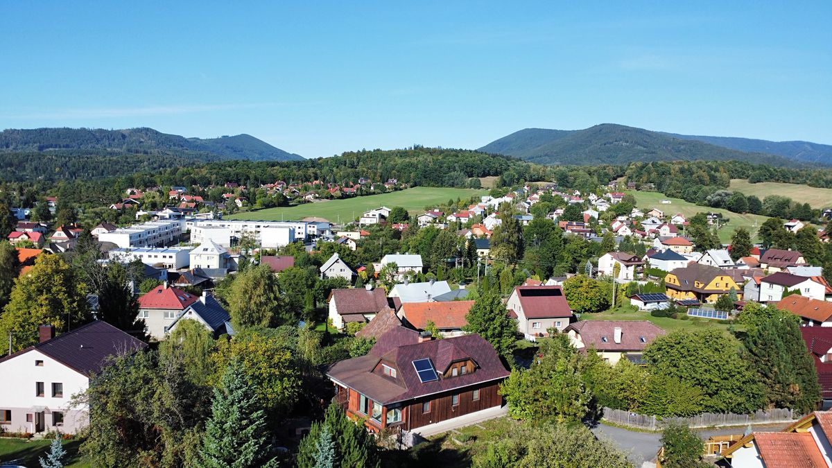 Prodej rodinného domu 157 m², pozemek 1484 m² – fotografie 3