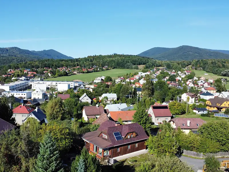Prodej rodinného domu 255 m², pozemek 1484 m², Rožnov pod Radhoštěm – náhled fotky 3