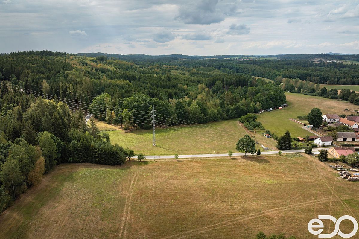 Prodej stavebního pozemku 2104 m² – fotografie 5