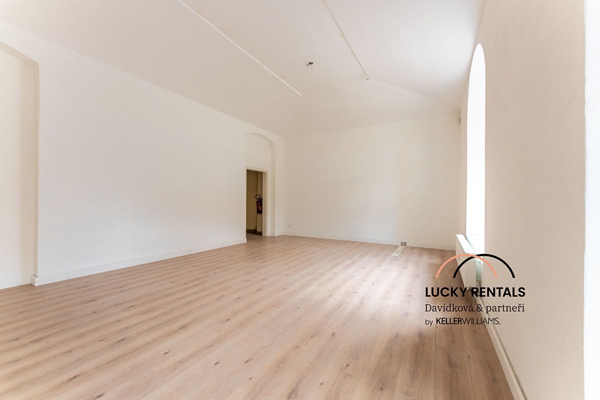Pronájem obchodního prostoru 58 m² – fotografie 4