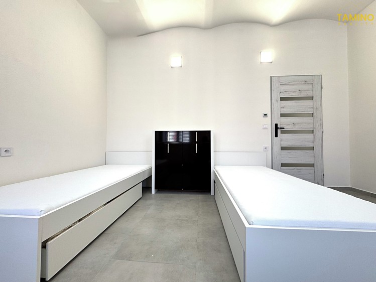 Pronájem bytu 2+1, 63 m² (4 z 10)