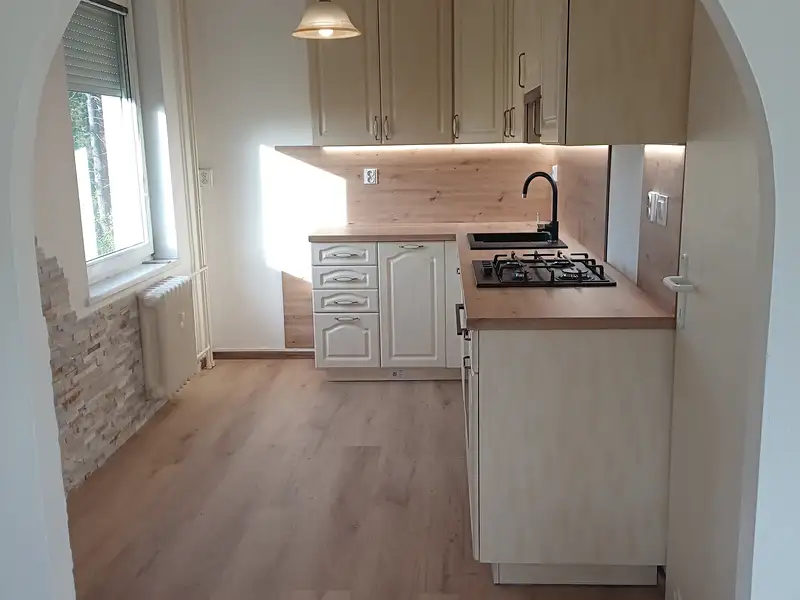Pronájem bytu 3+1 69 m², Mělník – náhled fotky 1