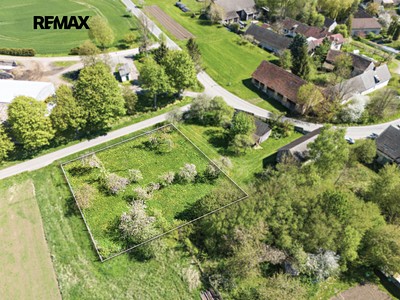 Grundstück zum Kauf, 1.102 m² (2 von 12)