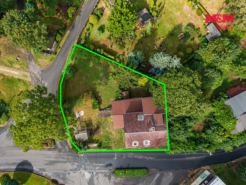 Prodej rodinného domu 346 m², pozemek 899 m², Arnoltice – náhled fotky 3