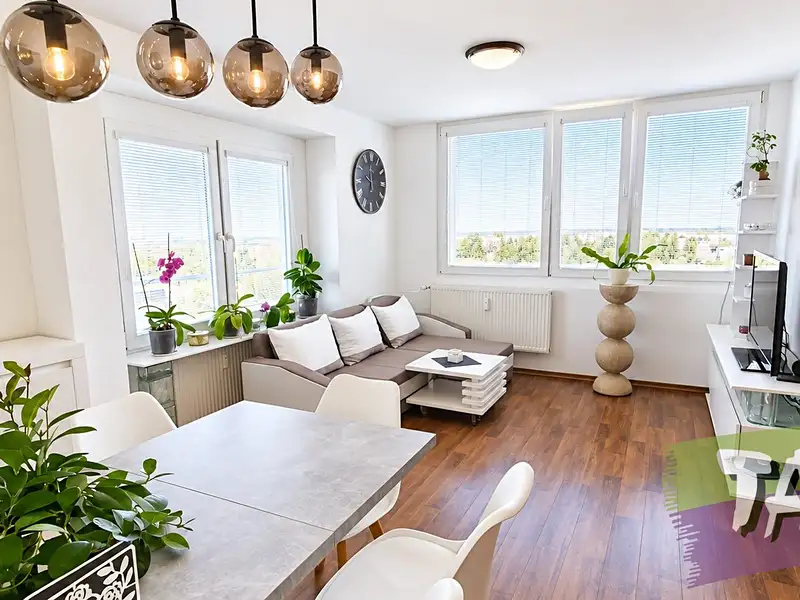 Prodej bytu 3+kk 76 m², Poděbrady – náhled fotky 1