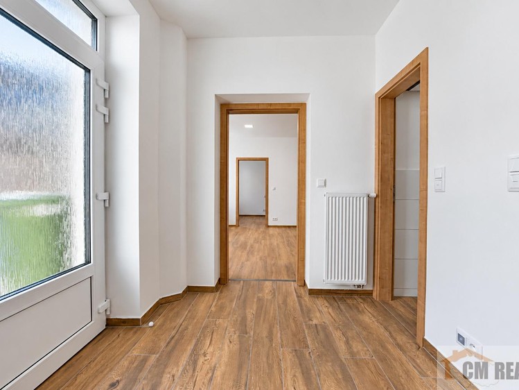 Pronájem bytu 2+1, 56 m² (5 z 10)