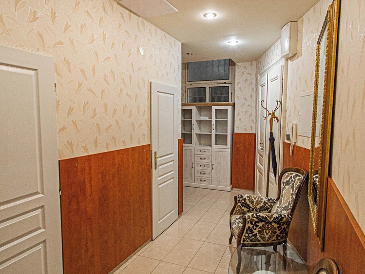Комерційне приміщення на продаж, 72 м² (12 з 20)