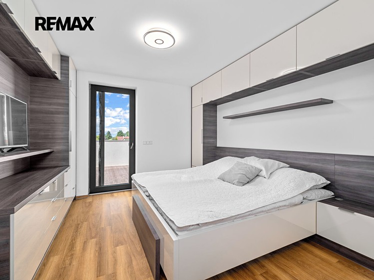Будинок на продаж, 304 м² (18 з 34)