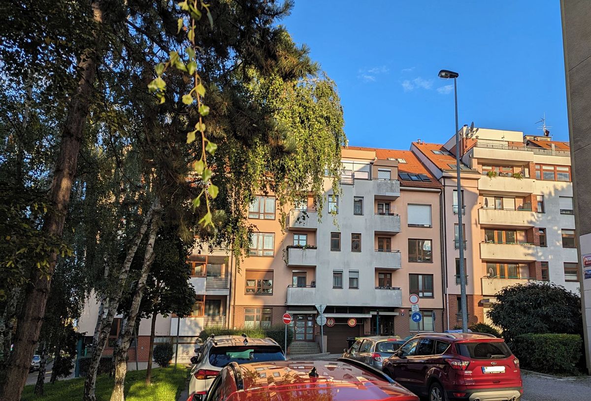 Pronájem bytu 2+kk 63 m²