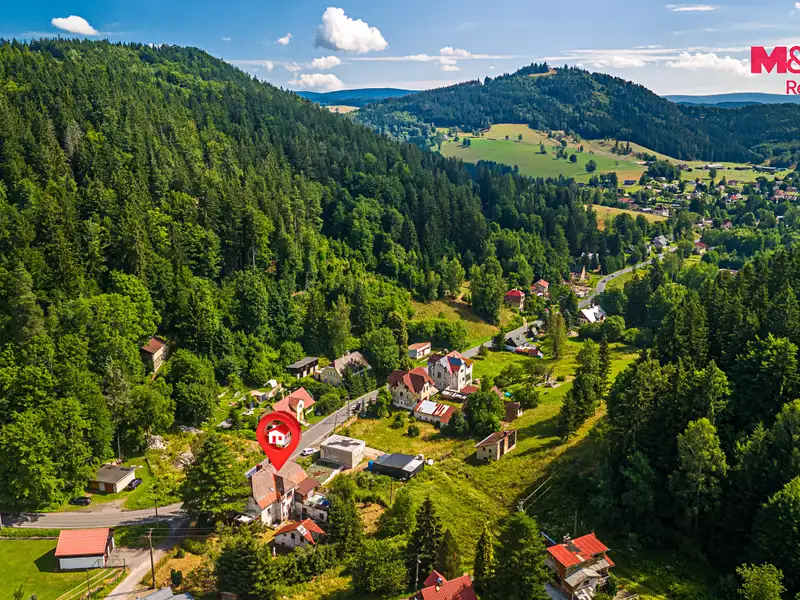 Prodej rodinného domu 250 m², pozemek 1461 m², Smržovka – náhled fotky 2