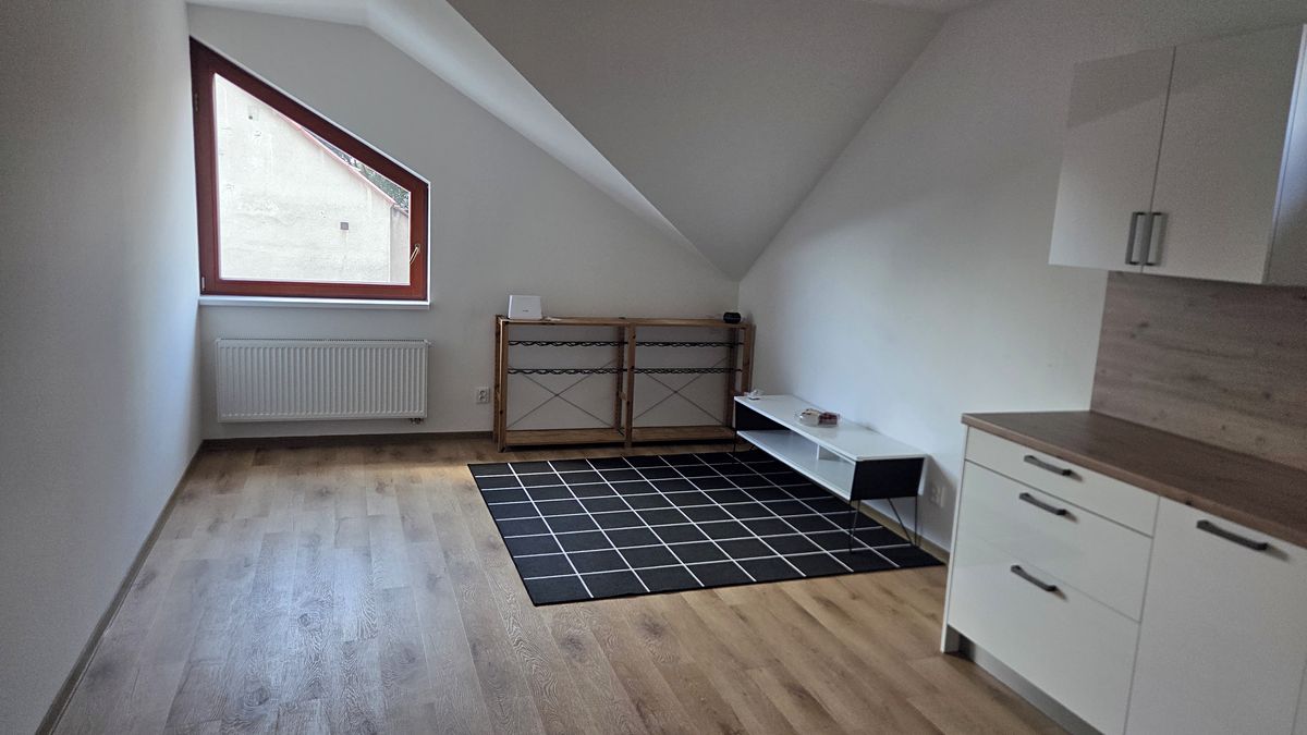 Pronájem bytu 2+kk 50 m²