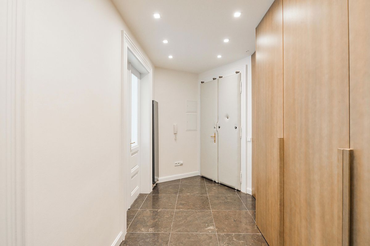Pronájem bytu 3+kk 93 m² – fotografie 4