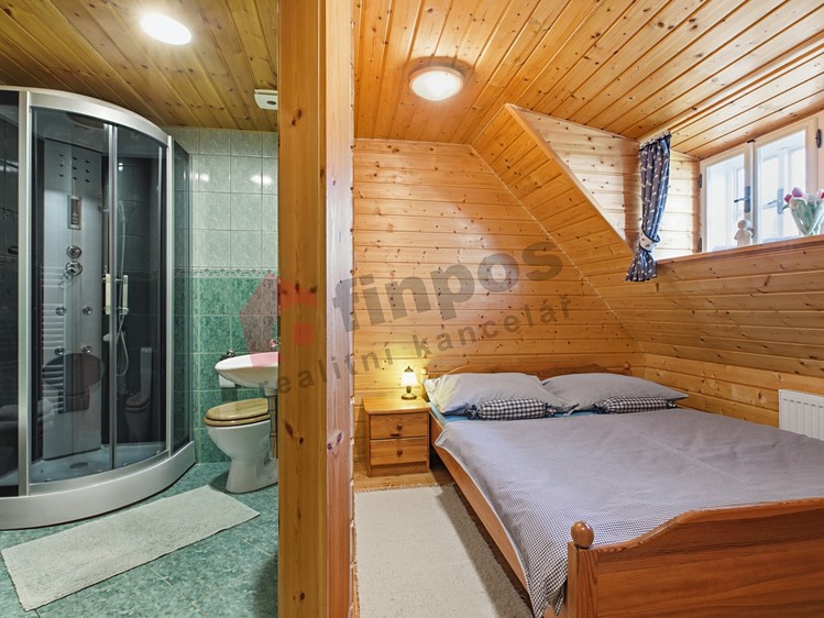 Prodej komerčního prostoru, 233 m² (16 z 24)