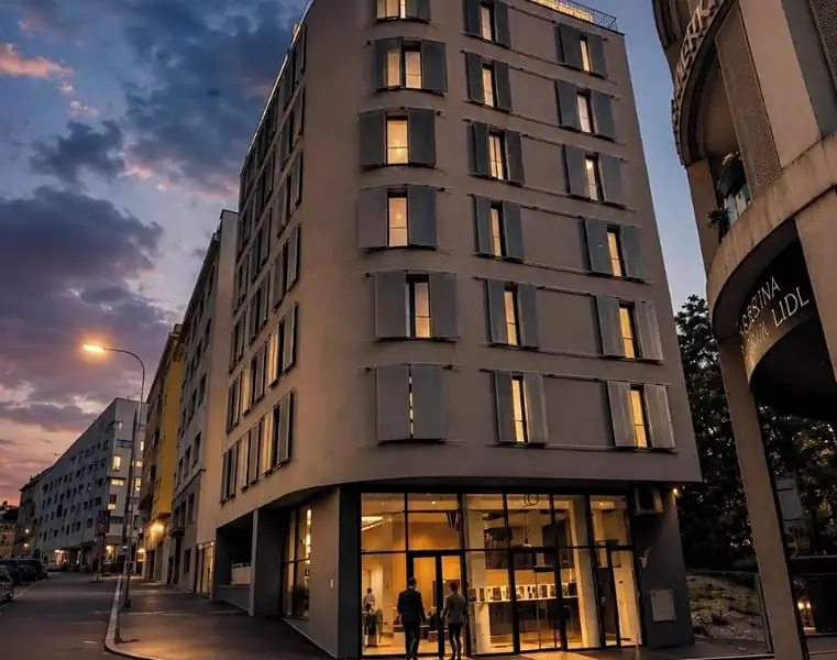 Pronájem bytu 1+kk 28 m², Praha – náhled fotky 1