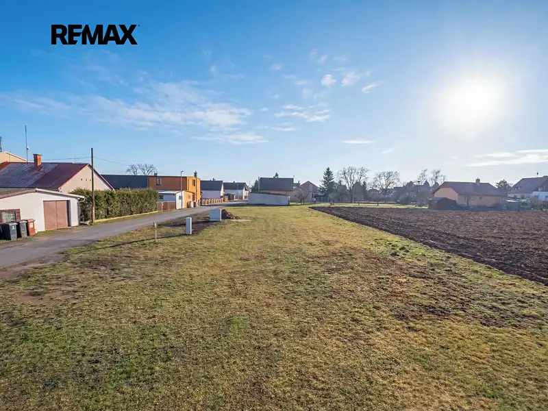 Prodej stavebního pozemku 441 m², Chotusice – náhled fotky 2