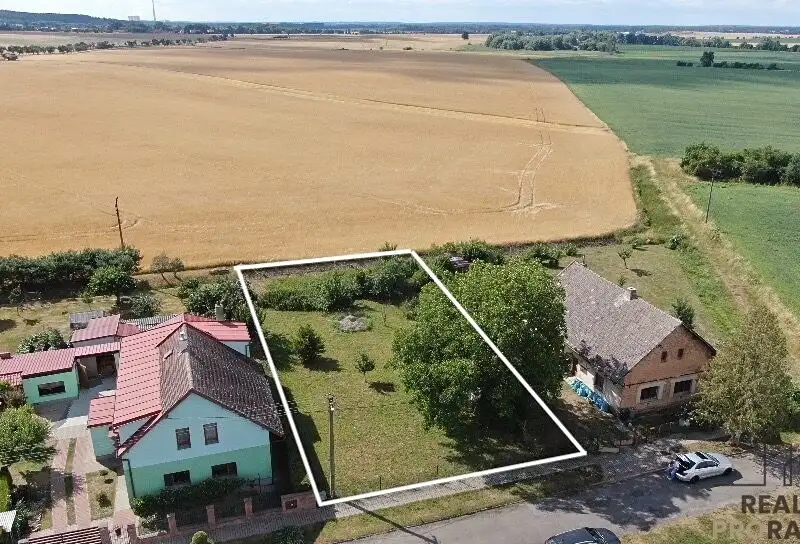 Prodej stavebního pozemku 813 m², Brloh – náhled fotky 3