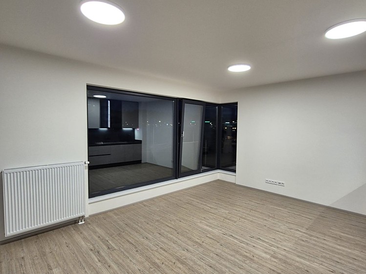 Pronájem bytu 2+kk, 53 m² (21 z 26)
