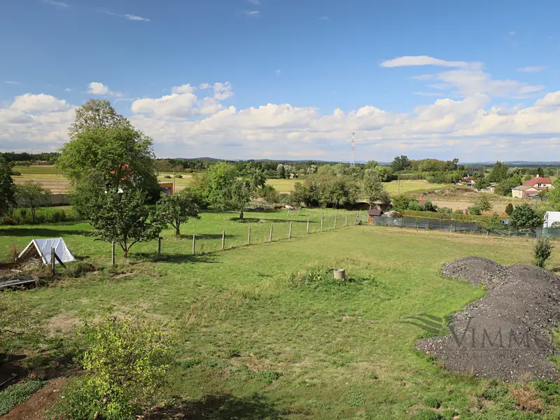 Prodej stavebního pozemku 800 m², Vráž – náhled fotky 3
