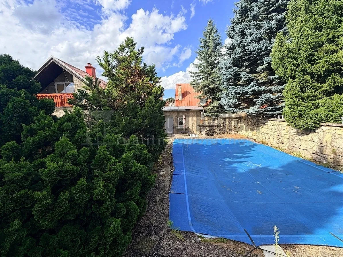Prodej rodinného domu 170 m², pozemek 948 m²