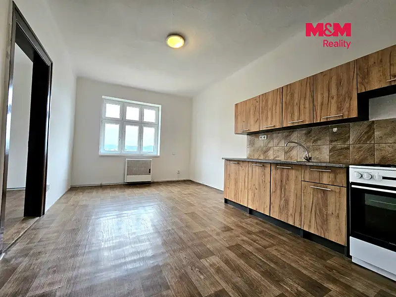 Pronájem bytu 2+1 87 m², Jablonec nad Nisou – náhled fotky 2