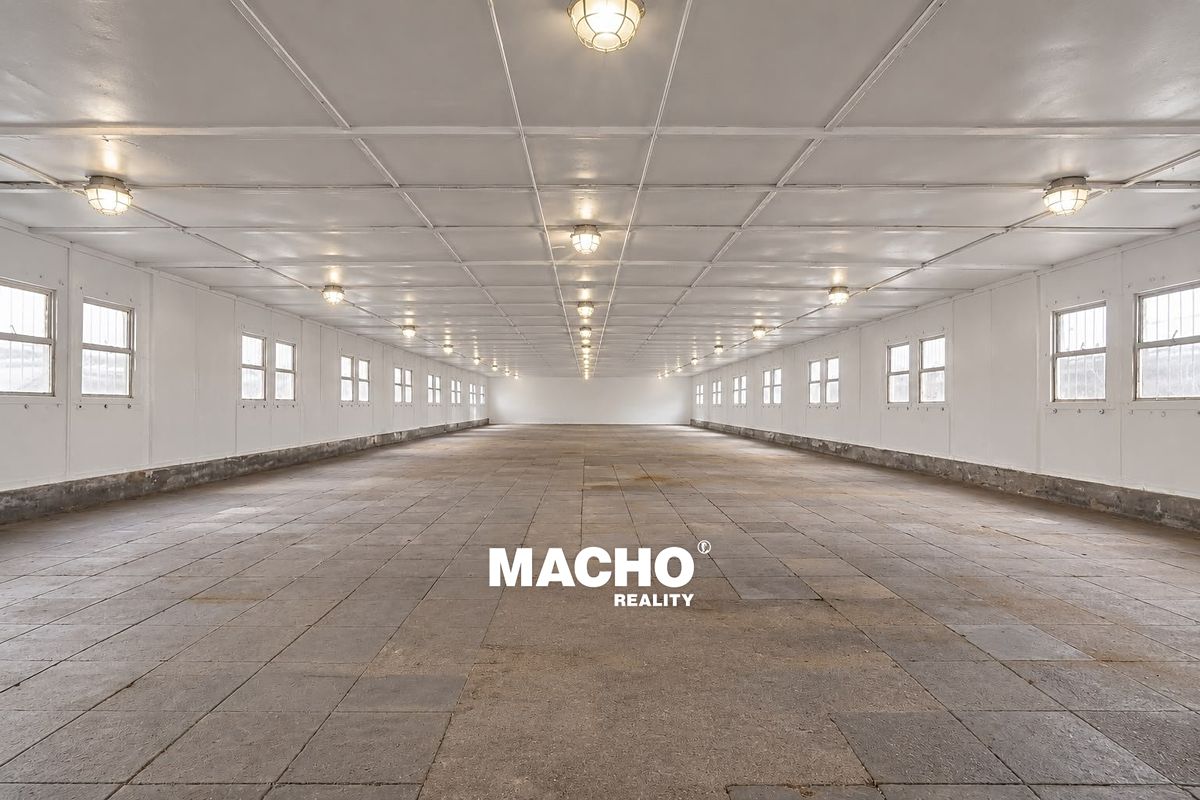 Pronájem skladového prostoru 472 m², Chrášťany – fotka 1 z 3