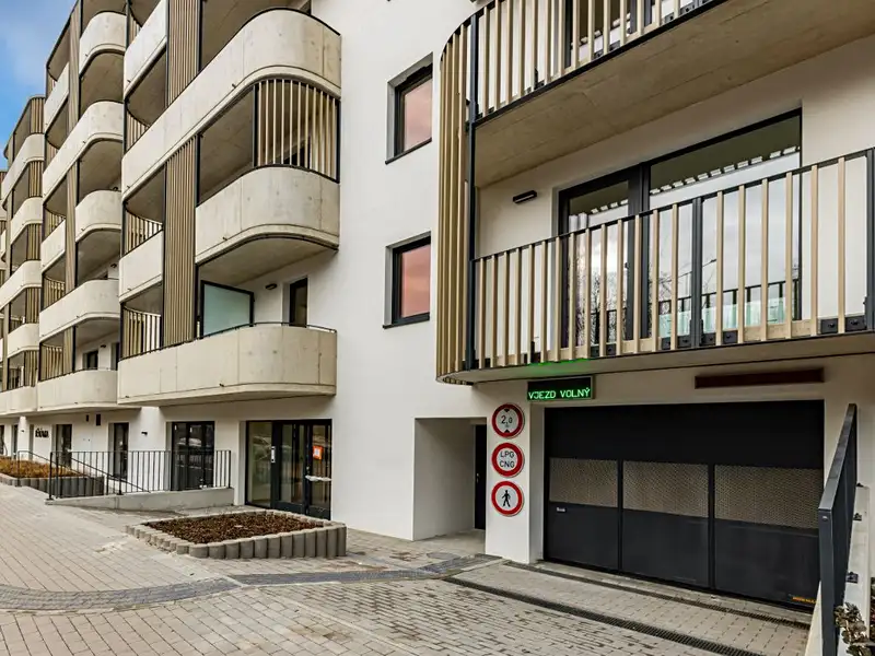 Prodej bytu 2+kk 60 m², Praha – náhled fotky 3