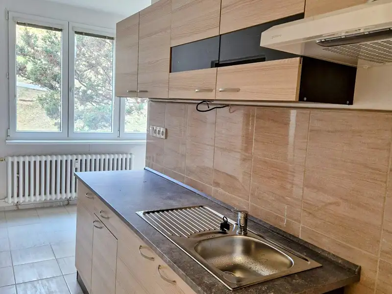 Pronájem bytu 2+1 70 m², Děčín – náhled fotky 2