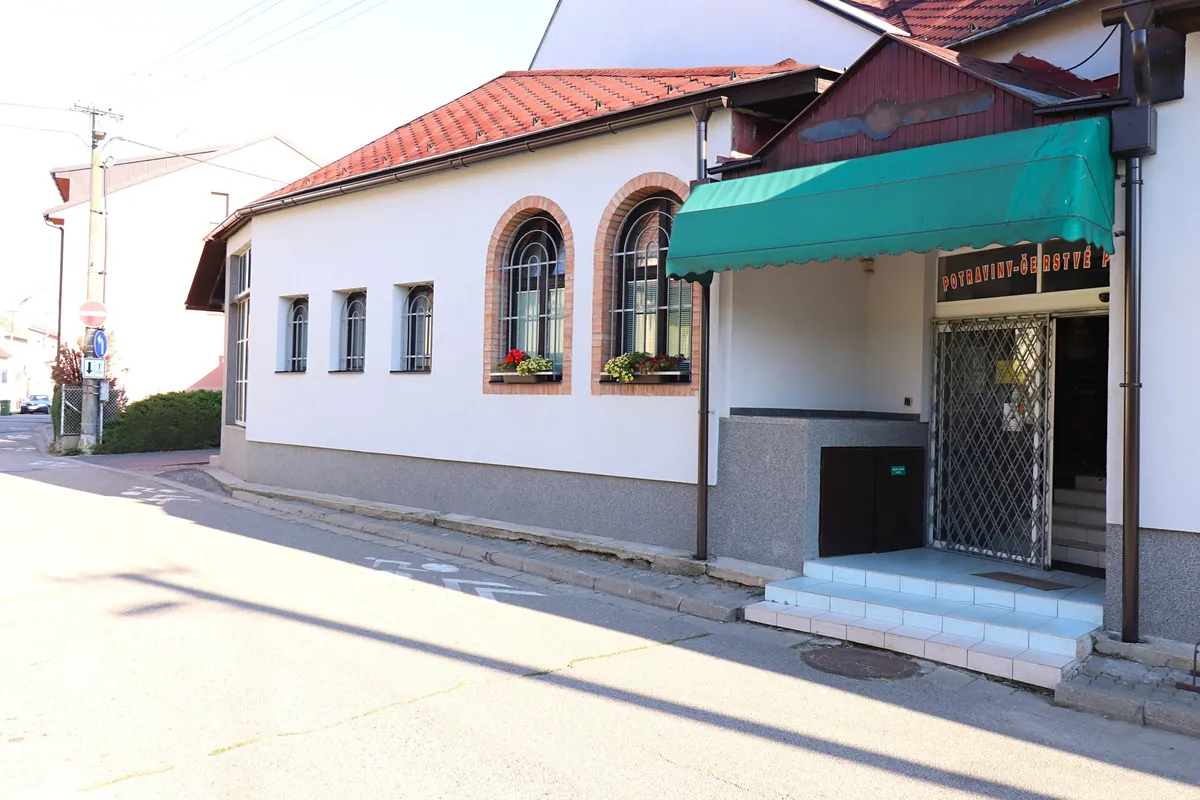 Pronájem výrobní haly, prostoru 223 m²